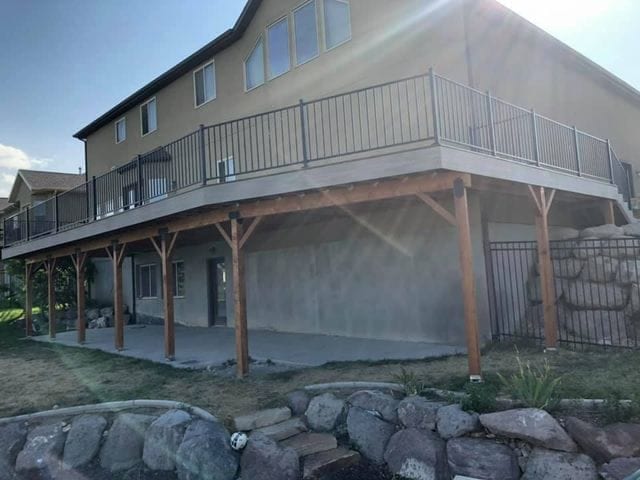 Utah County Decks project gallery photo 40